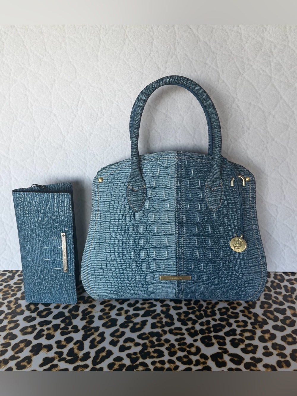 CUTE CUTE CUTE SET BRAHMIN ROSETTA DENIM SECOUR with Matching Ady Wallet NWT